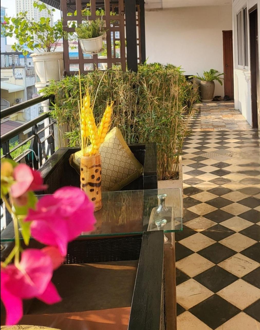 Sun Chakra Boutique Hotel 金边 外观 照片